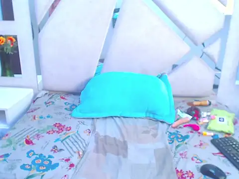 Paris Squirt  online show from 03/13/26, 08:48