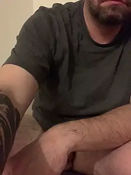 Snapshot of mikaaaaase chatting on 03/08/25, 04:23 mikaaaaase online show from 03/08/25, 04:23