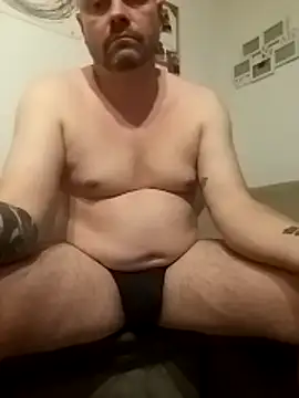 Snapshot of mikaaaaase chatting on 10/19/25, 11:38 mikaaaaase online show from 10/19/25, 11:38