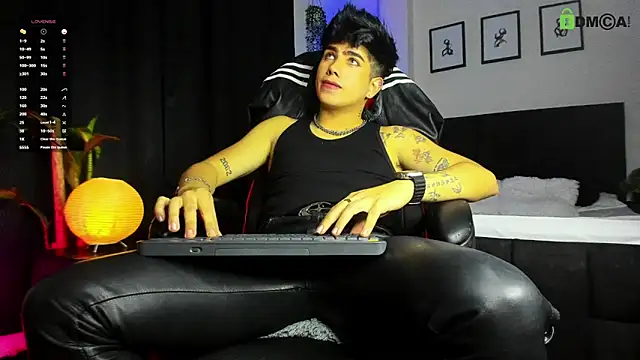 LyleBennett  online show from 06/02/26, 02:13