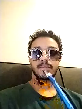 bontoo5 online show from 11/11/25, 02:28