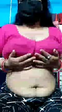 Snapshot of BERRY_00 chatting on 01/23/25, 01:41 BERRY 00 online show from 01/23/25, 01:41