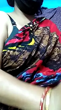 Snapshot of BERRY_00 chatting on 02/15/25, 05:17 BERRY 00 online show from 02/15/25, 05:17