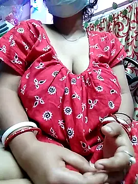 Snapshot of BERRY_00 chatting on 02/24/25, 01:13 BERRY 00 online show from 02/24/25, 01:13