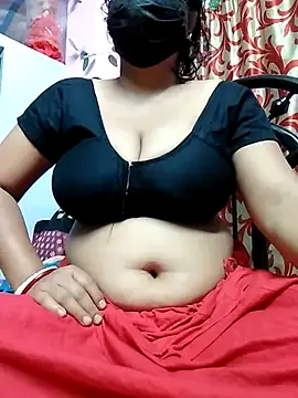 Snapshot of BERRY_00 chatting on 03/05/25, 12:49 BERRY 00 online show from 03/05/25, 12:49