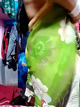 Snapshot of BERRY_00 chatting on 03/12/25, 12:42 BERRY 00 online show from 03/12/25, 12:42