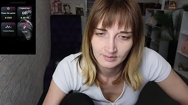 Nika Kitten online show from 04/13/26, 11:16