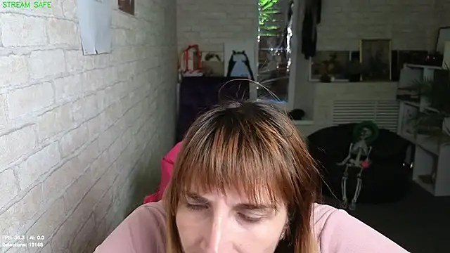 Snapshot of Nika_Kitten chatting on 07/01/26, 05:31 Nika Kitten online show from 07/01/26, 05:31