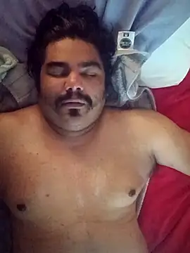 Snapshot of Brickstash chatting on 10/18/25, 03:02 Brickstash online show from 10/18/25, 03:02