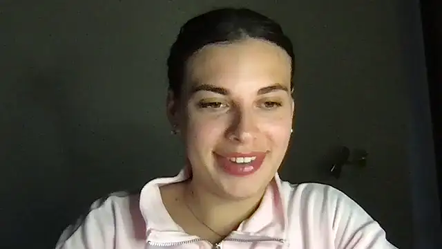 Snapshot of MoonriseGoddess chatting on 05/11/26, 04:15 MoonriseGoddess online show from 05/11/26, 04:15