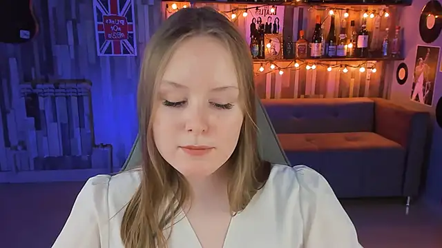 VivienLeeigh online show from 02/28/25, 04:20