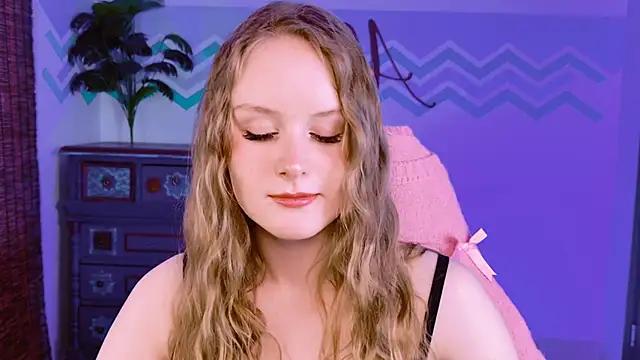 VivienLeeigh online show from 10/22/25, 04:40