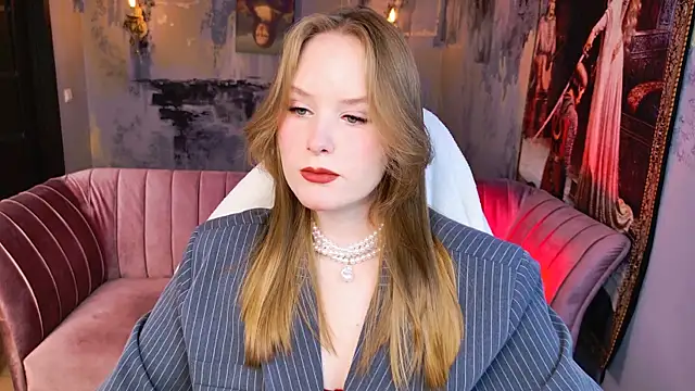 VivienLeeigh online show from 05/04/26, 05:25