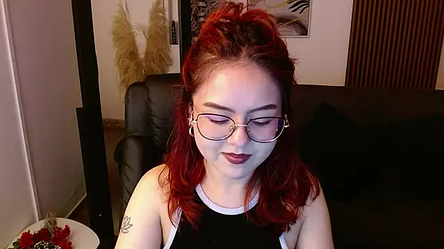 crimson tati  online show from 03/02/25, 07:10