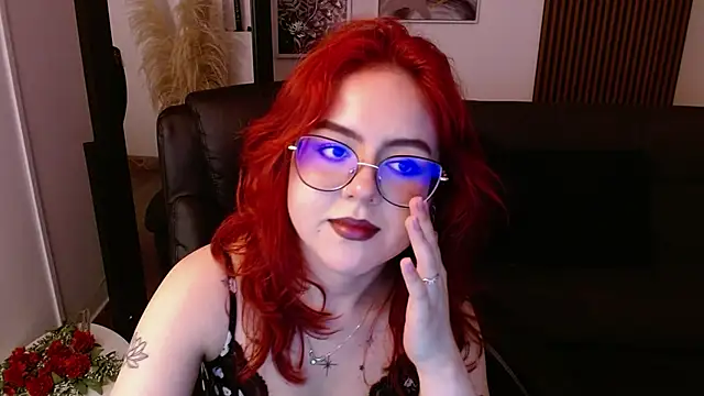 crimson tati  online show from 03/12/25, 07:35