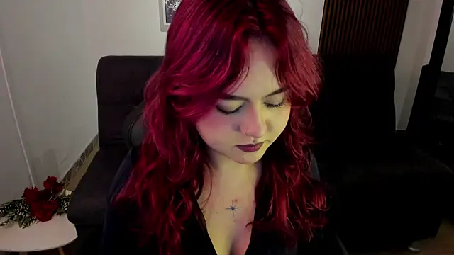 crimson tati  online show from 09/19/25, 04:03