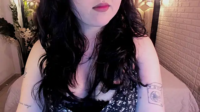 crimson tati  online show from 07/11/26, 01:36