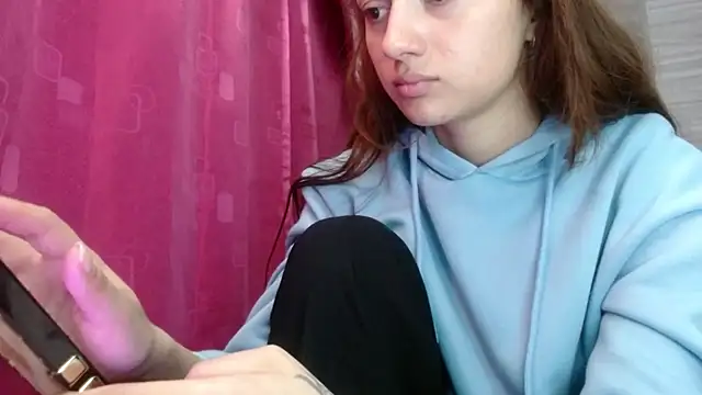 holy juli online show from 02/28/26, 04:02