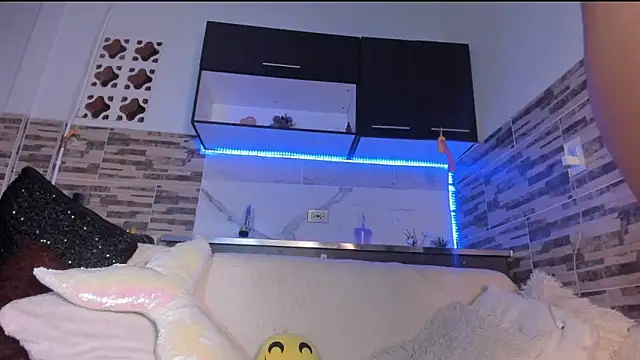 Anastasia2023 online show from 01/04/25, 05:58