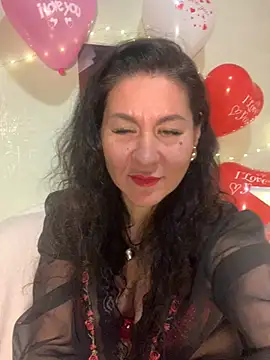 Snapshot of Tina_Moretti chatting on 02/15/25, 11:14 Tina Moretti online show from 02/15/25, 11:14