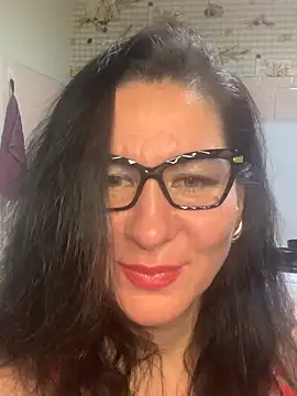 Snapshot of Tina_Moretti chatting on 03/01/25, 12:28 Tina Moretti online show from 03/01/25, 12:28
