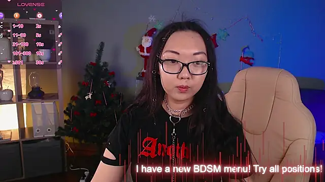 Snapshot of Marine_Vact chatting on 01/08/25, 05:26 Marine Vact online show from 01/08/25, 05:26