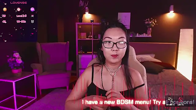 Snapshot of Marine_Vact chatting on 01/10/25, 05:24 Marine Vact online show from 01/10/25, 05:24