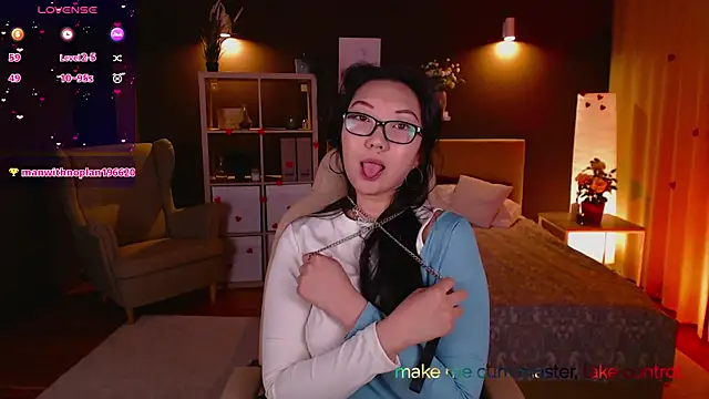 Snapshot of Marine_Vact chatting on 02/20/25, 05:29 Marine Vact online show from 02/20/25, 05:29