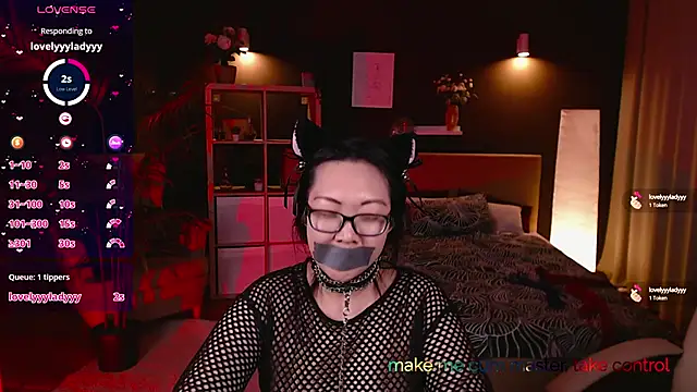 Snapshot of Marine_Vact chatting on 03/13/25, 11:38 Marine Vact online show from 03/13/25, 11:38