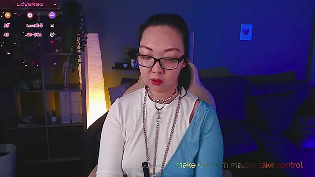 Snapshot of Marine_Vact chatting on 03/20/25, 05:25 Marine Vact online show from 03/20/25, 05:25