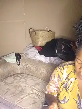 Snapshot of Ras_and_Stewf chatting on 01/19/25, 05:18 Ras and Stewf online show from 01/19/25, 05:18