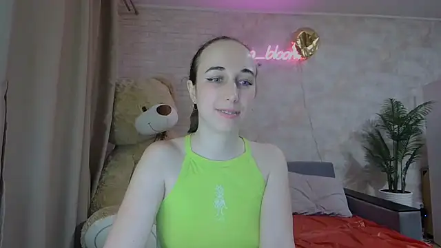 Anika bloom online show from 03/10/25, 03:01