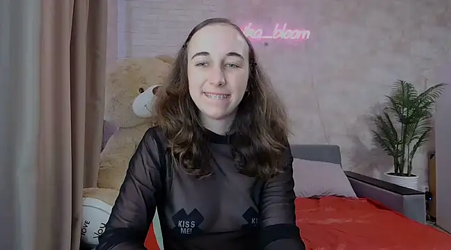 Anika bloom online show from 03/15/25, 06:58