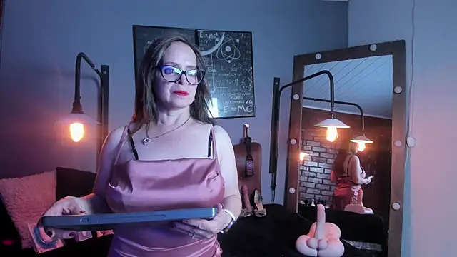 Samantha mature56 online show from 10/03/25, 10:34