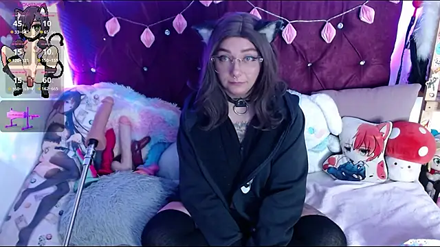 Kitty-Kat  online show from 10/16/25, 01:17