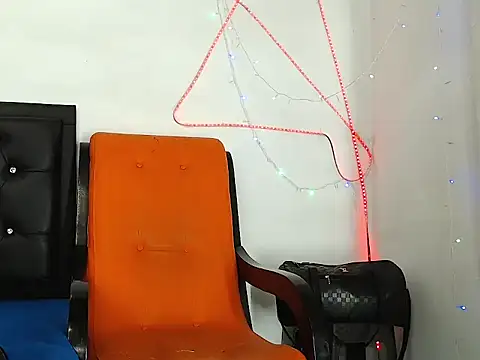 Damian hart 24CM online show from 01/12/26, 11:04