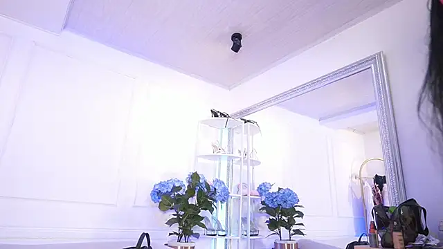 elasummer online show from 02/07/26, 12:31