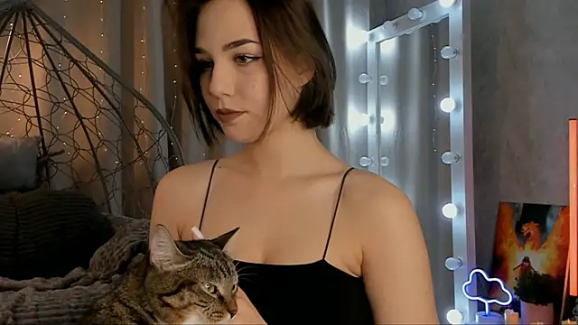 Tate Angel online show from 11/07/25, 07:25