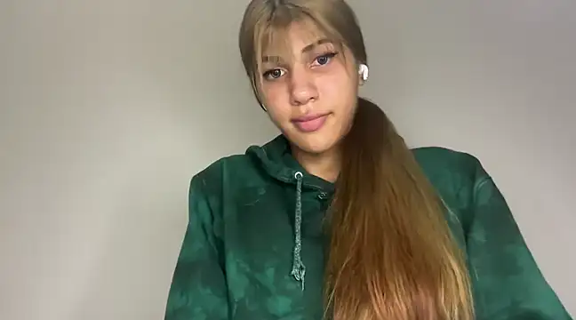 Snapshot of valeri-bigcock chatting on 12/24/24, 11:28 valeri-bigcock online show from 12/24/24, 11:28