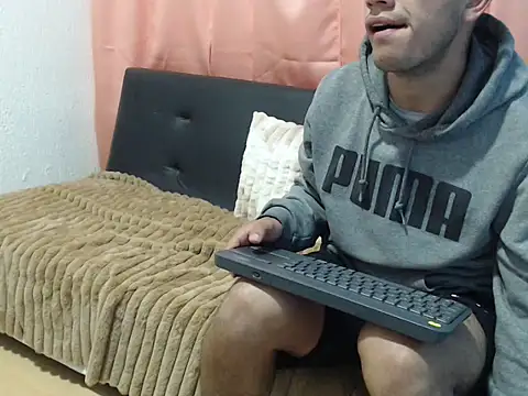 Snapshot of Deportist chatting on 09/21/25, 10:33 Deportist online show from 09/21/25, 10:33