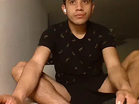 Snapshot of Deportist chatting on 10/26/25, 09:10 Deportist online show from 10/26/25, 09:10