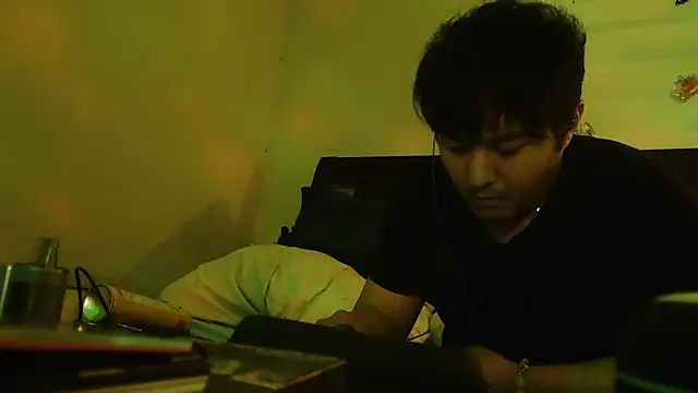 cloudyspun online show from 11/22/25, 10:36