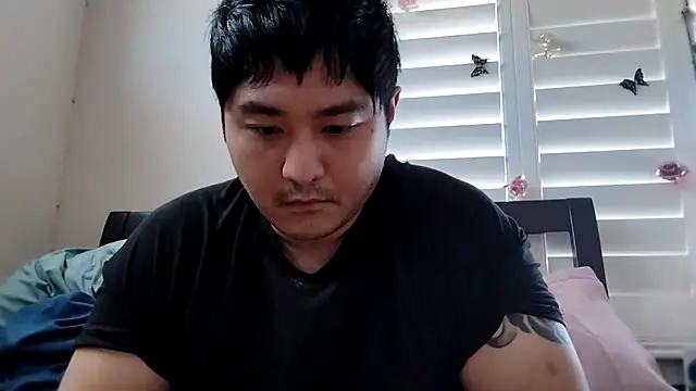 Snapshot of cloudyspun chatting on 04/02/26, 10:40 cloudyspun online show from 04/02/26, 10:40