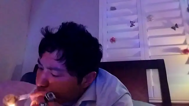 Snapshot of cloudyspun chatting on 04/14/26, 03:34 cloudyspun online show from 04/14/26, 03:34