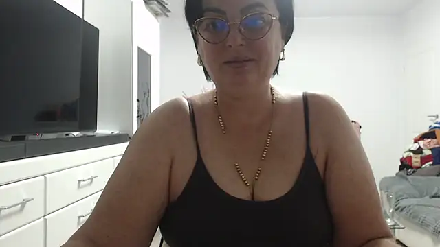 Amandamuller1982 online show from 11/01/25, 08:00