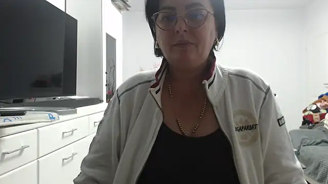 Amandamuller1982 online show from 11/07/25, 11:49