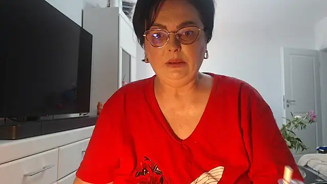 Amandamuller1982 online show from 05/28/26, 07:16