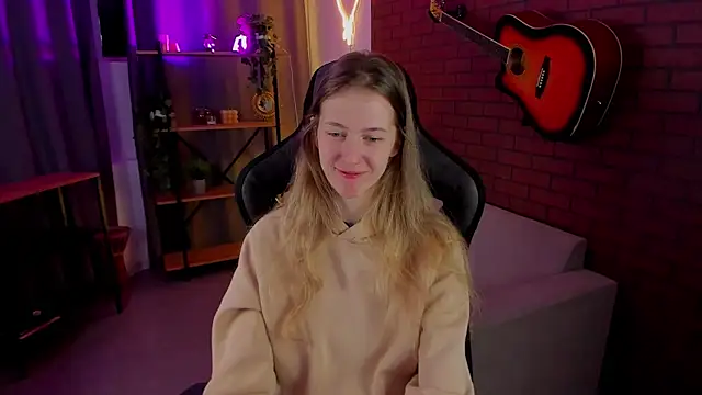 Sharon Evansi online show from 01/05/25, 08:32