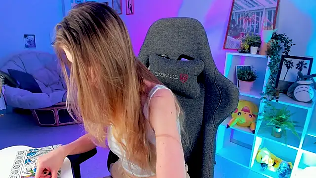 Sharon Evansi online show from 01/12/25, 03:14