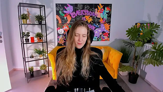 Sharon Evansi online show from 02/16/25, 06:54